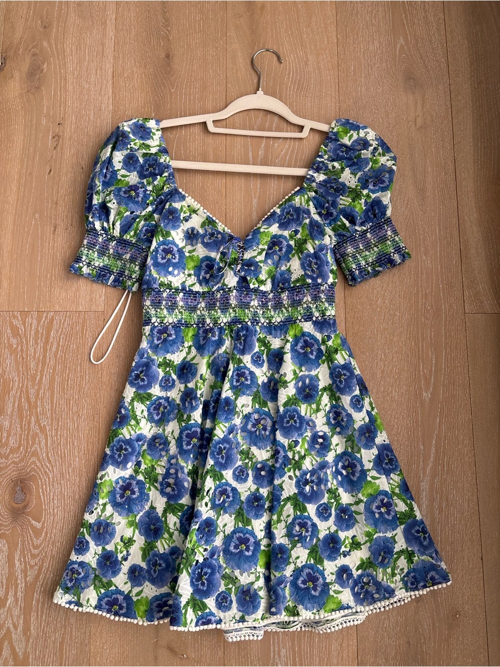 Alice + Olivia Blue green and blue floral mini dress